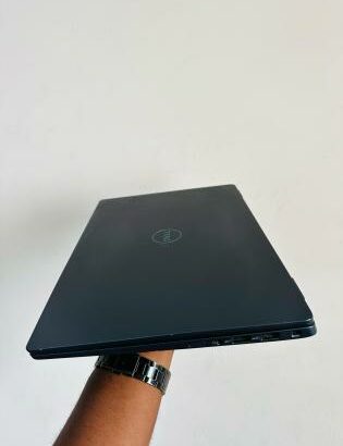Dell Latitude 7440 Ultrabook Touch i7 13th gen 32GB RAM 512GB SSD