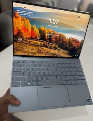 Dell XPS 13 9315 2022 i7 12th 16GB RAM 512GB SSD