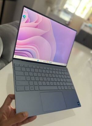 Dell XPS 13 9315 2022 i7 12th 16GB RAM 512GB SSD