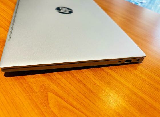 Hp 15 15.6” i5 13th 8GB RAM 512GB SSD