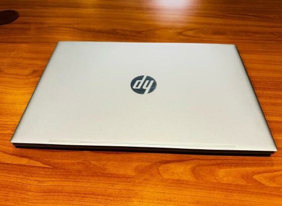 Hp 15 15.6” i5 13th 8GB RAM 512GB SSD