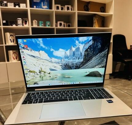 HP EliteBook 860 G10 16″  Intel Core i5 13th Gen i5-1335U  Deca-core (10 Core) 1.30 GHz 16 GB DDR5 SDRAM 256 GB SSD NVMe Ultra Fast  Intel UHD Graphic