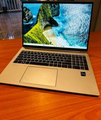 Hp Elitebook 860 G10 16” i5 13th 16GB RAM 256GB SSD