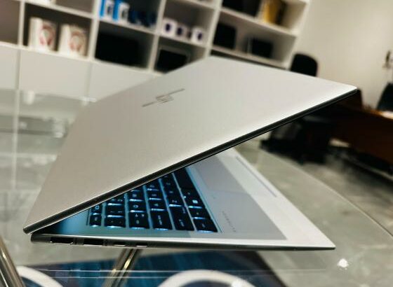 HP Elitebook 860 G10 i5 13th Deca-Core 16GB RAM 256Gb SSD