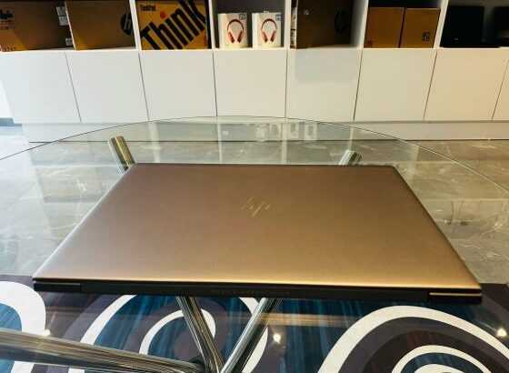 HP Zbook 15U G5 Graphical Workstation i7 8th 8GB RAM 256Gb SSD MAD Radeon Pro WX 3100