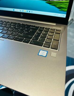 HP Zbook 15U G5 Graphical Workstation i7 8th 8GB RAM 256Gb SSD MAD Radeon Pro WX 3100