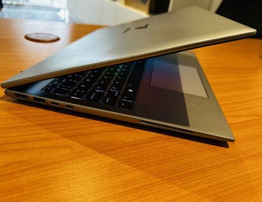 HP ZBoook Firefly 16 inch G9 Mobile Workstation PC Revestimento Metálico  Limpinho Como Novo  Intel Core I5-1235U  1.30GHZ (12 CPUS) 12TH Gen( Décima