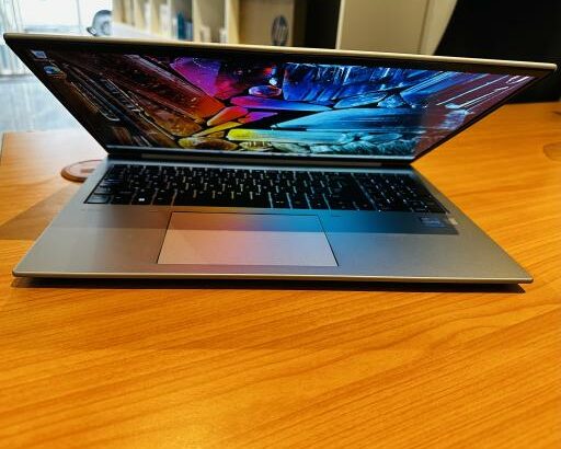 HP ZBoook Firefly 16 inch G9 Mobile Workstation PC Revestimento Metálico  Limpinho Como Novo  Intel Core I5-1235U  1.30GHZ (12 CPUS) 12TH Gen( Décima