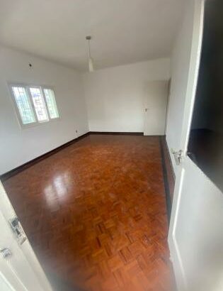 VENDE T2 NA MALHANGALENE