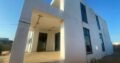 VENDE SE T4 COM 4 QUARTOS SUITES/MAPULENE