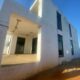 VENDE SE T4 COM 4 QUARTOS SUITES/MAPULENE