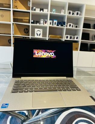 Lenovo ThinkBook  14-G4 Edição Exclusiva da Lenovo ,Potente , Executivo e Moderno  Intel Core i7-1255U (12 CPUS ) 1.70 GHZ , 16 GB DDR4 SDRAM, 513 GB
