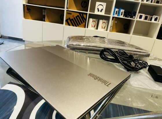 Lenovo ThinkBook 16 G7 IML Novo em PromoçãoSuper Moderno Edição  2025 Com Respectiva pasta de MÃO  Processador:Intel Ultra 7 155H 14TH Gen  (22 CPUs)