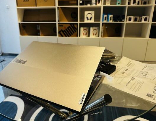 Lenovo ThinkBook 16 G7 IML Novo em PromoçãoSuper Moderno Edição  2025 Com Respectiva pasta de MÃO  Processador:Intel Ultra 7 155H 14TH Gen  (22 CPUs)