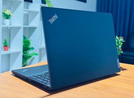 Lenovo Thinkpad E15 i5 10th 8GB RAM 256GB SSD