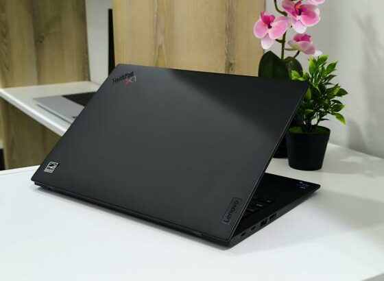 Lenovo Thinkpad  X1 Carbon Gen 9 Intel e o VPRO i7 11th 16GB RAM 512GB SSD
