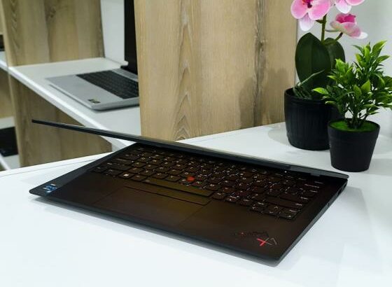 Lenovo Thinkpad  X1 Carbon Gen 9 Intel e o VPRO i7 11th 16GB RAM 512GB SSD
