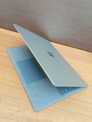 Microsoft Surface 5 i7 12th 16GB RAM 512GB SSD