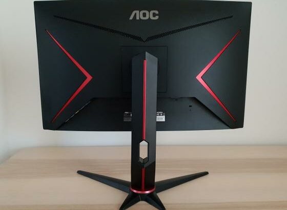 Monitor Gaming AOC 27”