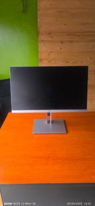 Monitor HP EliteDisplay E243 24”