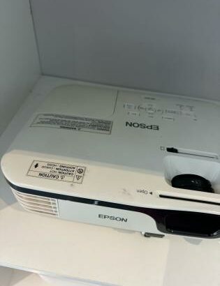 Projetor Epson EB-S31 2800 Lumens
