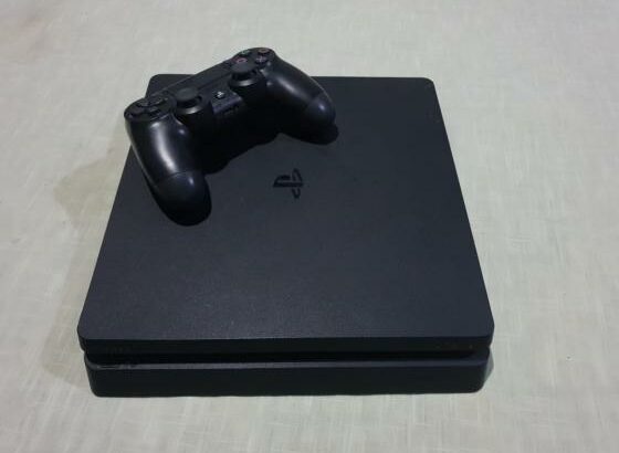 PS4 Slim 1TB 1Joy