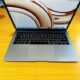 SEMI-NOVO MacBook Air 2019  Retina Display 13-Inch  1.6GHZ Intel core I5  8GB 2133MHZ 128  GB SSD  intel UHD Graphis 617 1536MB  Preço :45.000.00MT  ✅