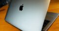 SEMI-NOVO MacBook Air 2019  Retina Display 13-Inch  1.6GHZ Intel core I5  8GB 2133MHZ 128  GB SSD  intel UHD Graphis 617 1536MB  Preço :45.000.00MT  ✅