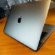 SEMI-NOVO MacBook Air 2019  Retina Display 13-Inch  1.6GHZ Intel core I5  8GB 2133MHZ 128  GB SSD  intel UHD Graphis 617 1536MB  Preço :45.000.00MT  ✅
