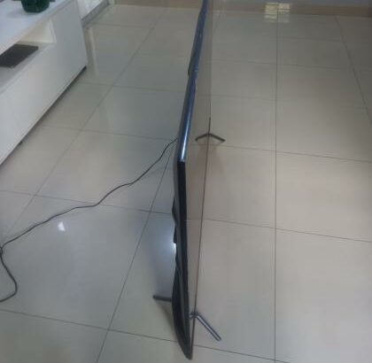 Smart Tv Android Skyworth 65” UHD 4K