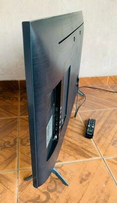 Smart Tv Samsung 43” UHD 4K
