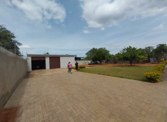 Vende-se T4 na Matola-Rio/Mozal