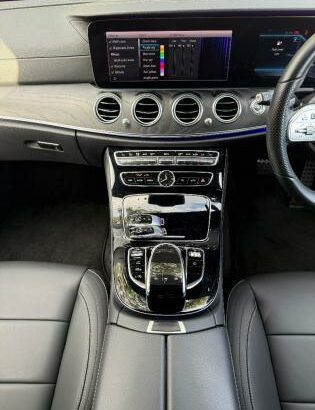 Mercedes-Benz | E220d AMG | 2019 | Recém-importado 🎁