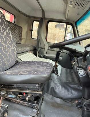 Nissan | UD290 | Manual | 6×4 | 15 Toneladas 🎁