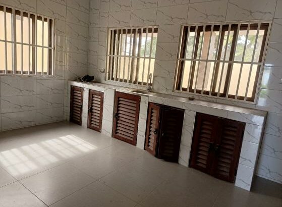 Arrenda-se vivenda, tipo3 no bairro de Guava muito próximo a EDM