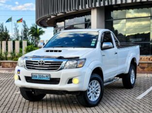 Toyota Hilux D4D 2014 Recém importado
