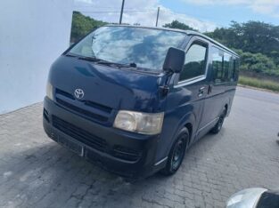 Toyota Hiace Quantum 2006 – Jogo rápido