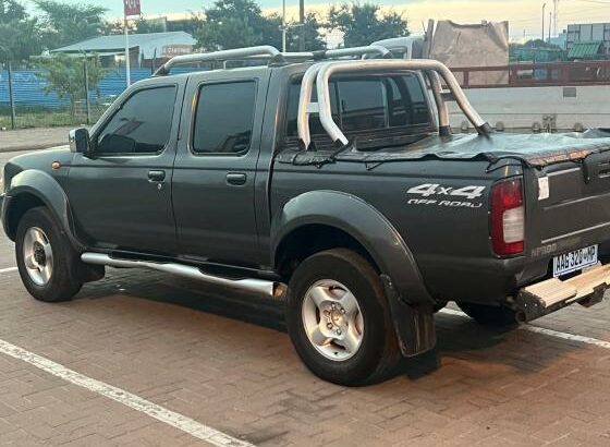 Nissan NP 300 Hardbody 2010