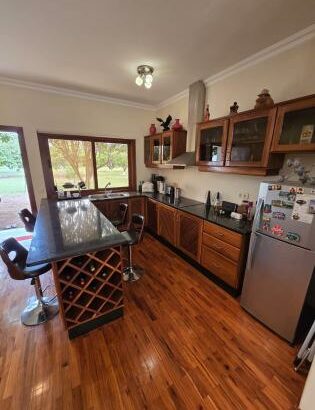 Vende-se Propriedade ( Quinta ) na Matola