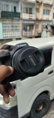 Canon EOS R100