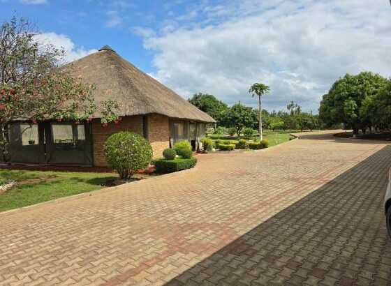 Vende-se Propriedade ( Quinta ) na Matola