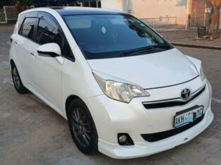 Toyota Ractis 2012 Panorâmico AKH•••MC