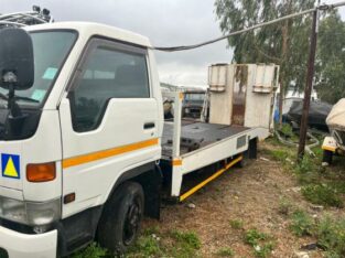 Toyota Dyna Rollback Tow Truck