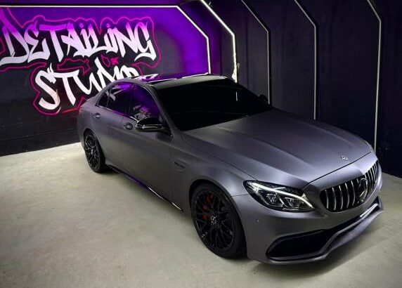 Mercedes-Benz C63 AMG