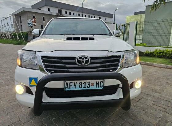 TOYOTA HILUX D4D LEGEND 45 Cabine Simples