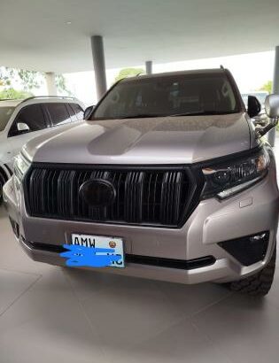 Toyota Land Cruiser Prado TX 2023
