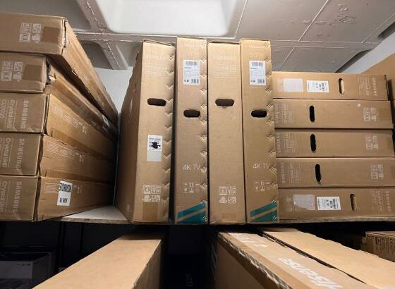 SAMSUNG TV 85″ CU7000 SELADA