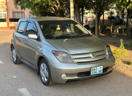 Toyota IST 1.3 AGJ•••MC