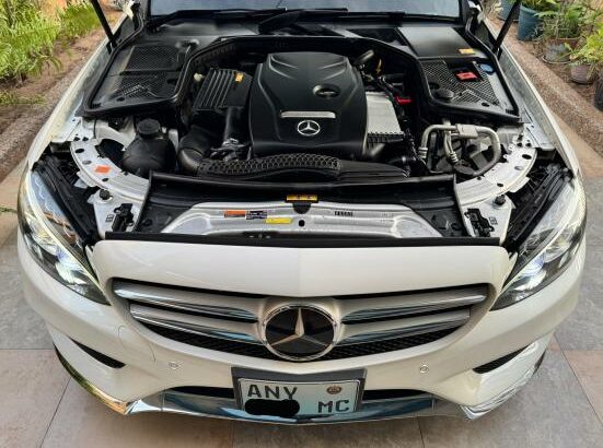 Mercedes C200 AMG RECEM IMPORTADO