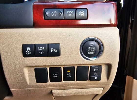 TOYOTA ALPHARD ZG EDITION RECÉM CHEGADO